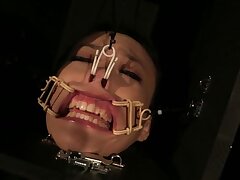 ACZD-092 Intense Raw Pussy Action-Babe Cums Hard, Gets Loaded Facial