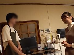 SDAM-099 Sneaky Oriental Cutie Scores a Secret Creampie in Mom's Bedroom