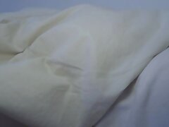 HUNTB-493 Amateur Cutie's Self-Pleasure Adventure-Spreading Legs for Fun