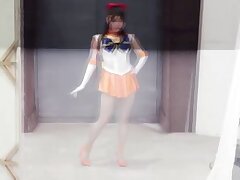 THPA05_03 Camera Catches Sexy Jeans Babe's Hidden Up-Skirt Thrill!