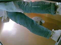 Internet_celebrity_restaurant_bathroom_photo_shoot_sister_02 Passionate Nights-Japanese Beauty's Sultry Ride on Desire