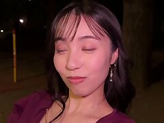 HMDNV-792 Passionate Teen's Deep Journey with a Bold Encounter