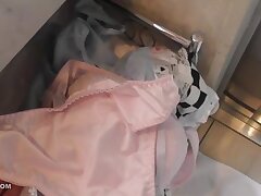 FC2-PPV-2875219 Seductive Japanese Teen Tempts Buddy with Irresistible Footjob