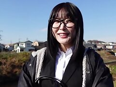 SPSD45_03 Sizzling Japanese Temptress Reveals Her Secrets to Eager Fans