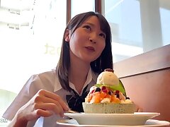 345SIMM-773 Sizzling Short-Haired Bombshell-Seductive Stairway Strip Show