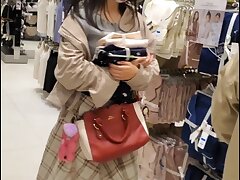 llo_20210422_124504 Newcomer's Sensational Debut-Stunning Body in Explosive AV Showdown