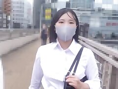 4gou029 Excited Japanese Girl's Public Handjob Thrills Train Station Crowd!